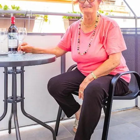 Viktorija 1br زادار