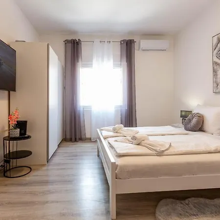 Viktorija 1br Appartamento